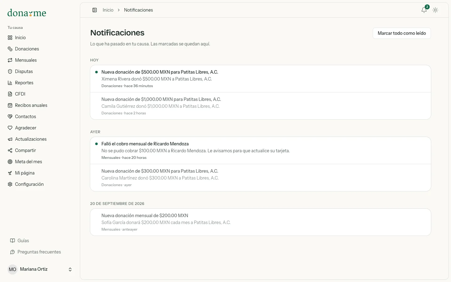 Centro de notificaciones agrupado por día, con avisos de donaciones y de un cobro mensual fallido
